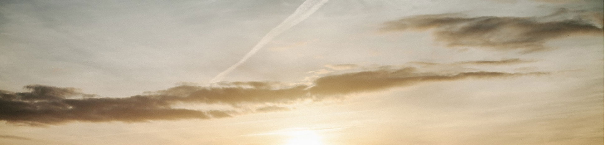 image screenshot from athleticslaw.gr website with a sky